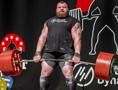 Αγνώριστος ο Έντι Χόλ! Δείτε τη μεταμόρφωσή του! (φωτο-βίντεο)